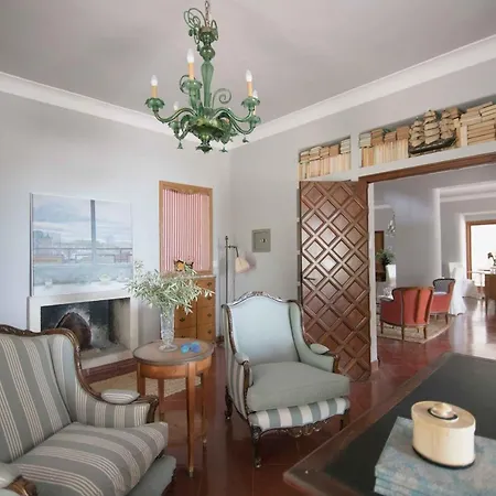 Dora (adults Only) Alojamento de Acomodação e Pequeno-almoço 4*