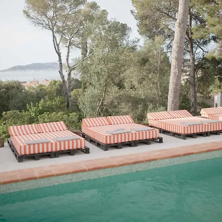 Bed & Breakfast Dora (adults Only) 3*
