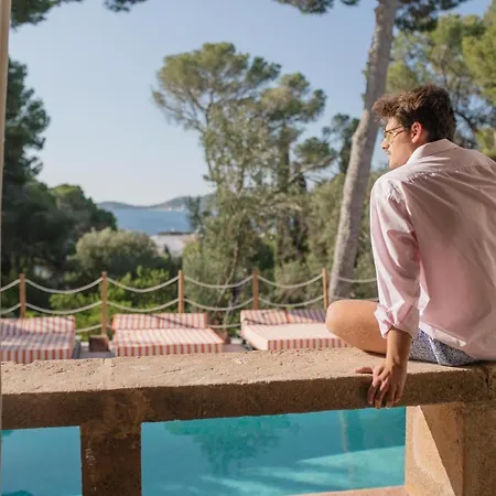 Alojamento de Acomodação e Pequeno-almoço Dora (adults Only) 4*