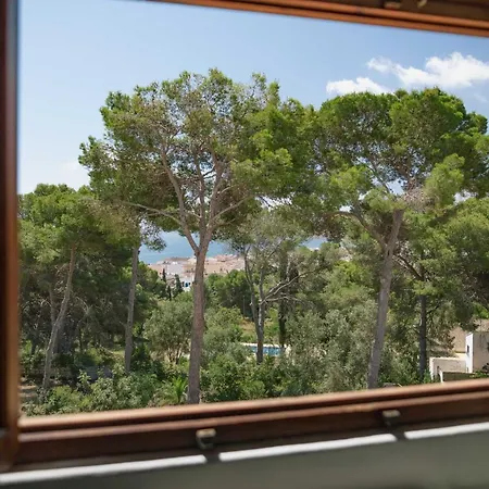 ベッド・アンド・ブレックファスト Dora (adults Only) 4*