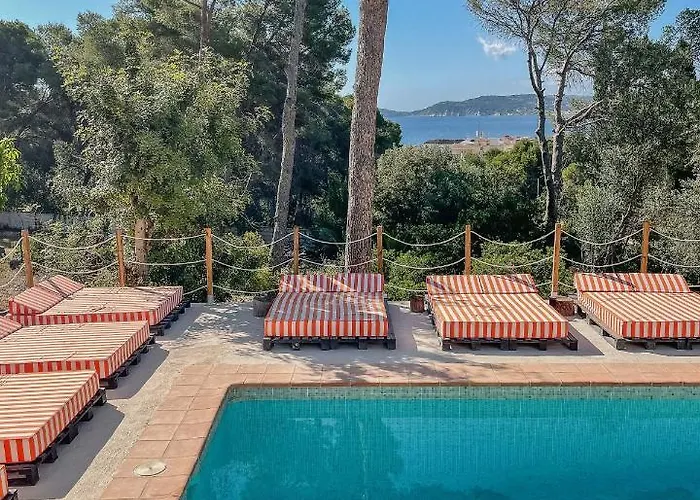 Dora (adults Only) Jávea